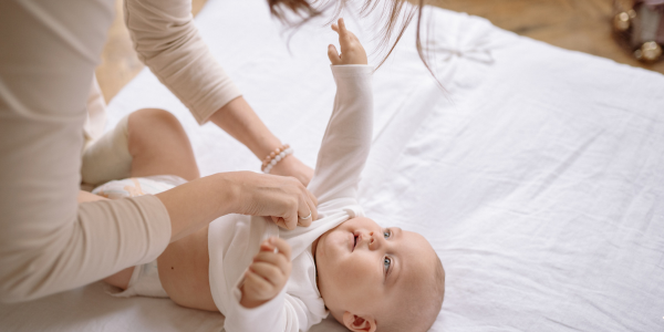 Onrustige baby of huilbaby: zo blijf je emotioneel aanwezig
